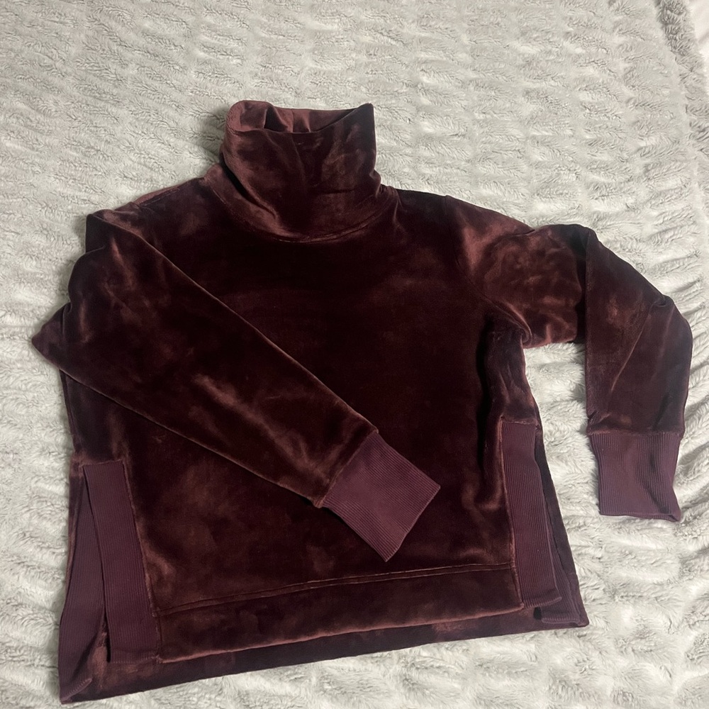 Athleta Cowl Neck Split Hem Velour pullover in Deep Burgundy